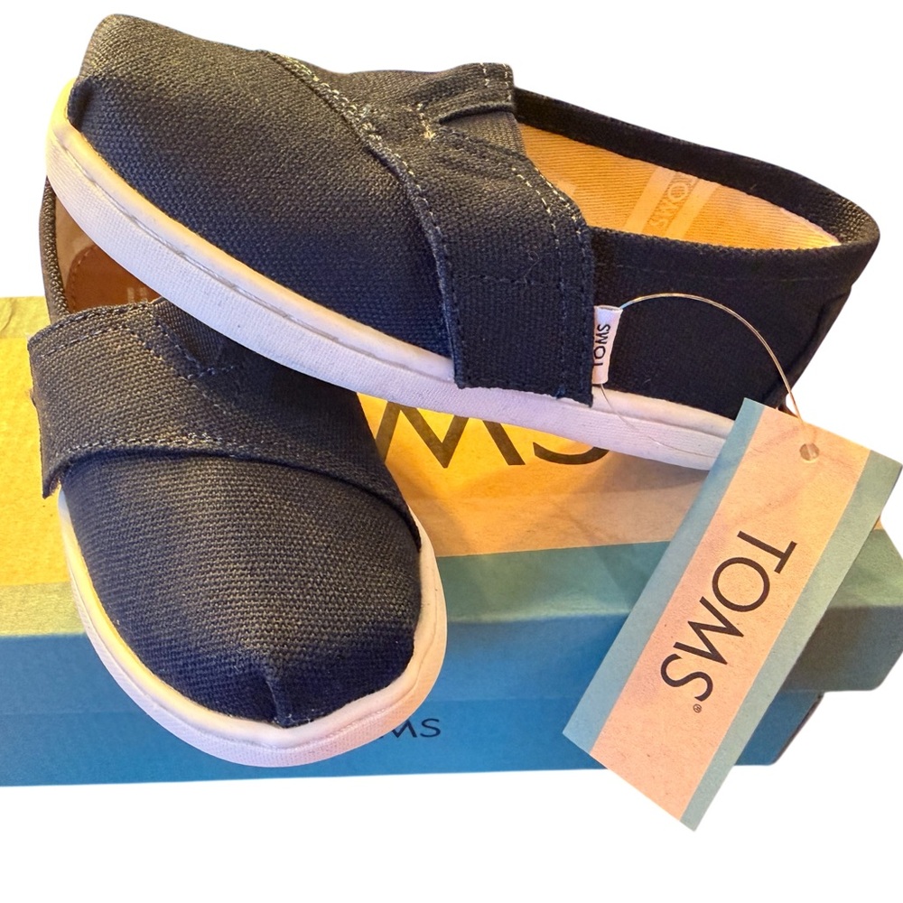 TOMS Tiny Alpargata Toddler Shoes Size 8 Navy Canvas NWT Slip On